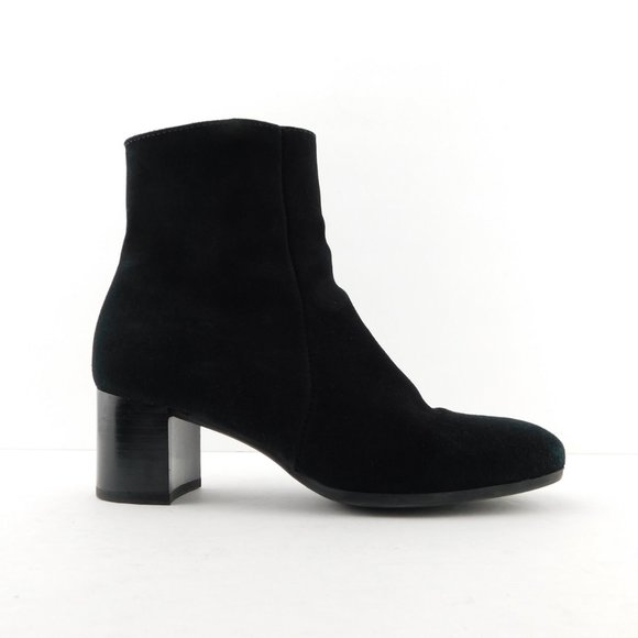 LA CANADIENNE Black Suede Weatherproof Booties 6 - Picture 2 of 10